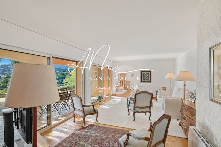 Image No.4-5 Bed House for sale