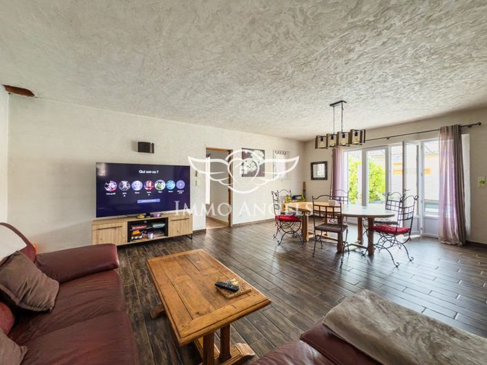 Image No.9-4 Bed House for sale