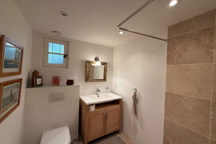 Image No.14-2 Bed House for sale