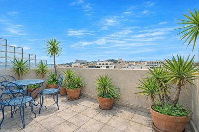 1 - Bouches-du-Rhône, Apartment