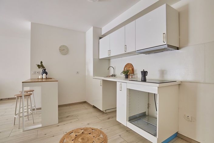 Image No.5-2 Bed Apartment for sale