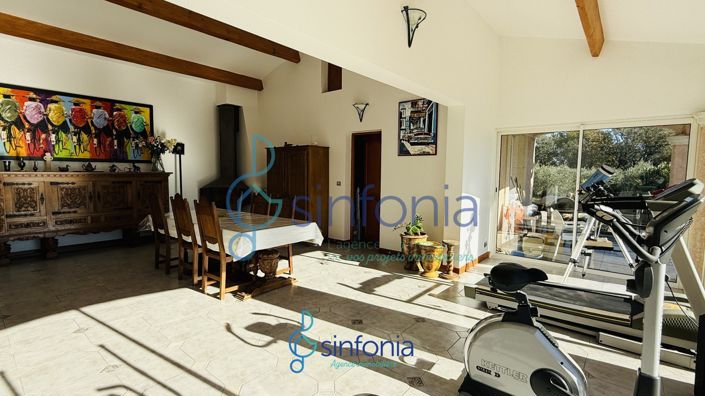 Image No.14-5 Bed House for sale