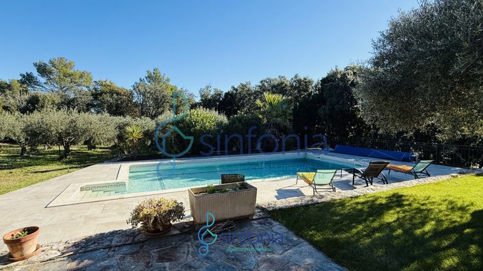 Image No.16-5 Bed House for sale
