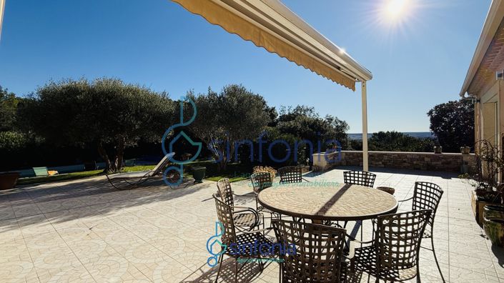 Image No.4-5 Bed House for sale