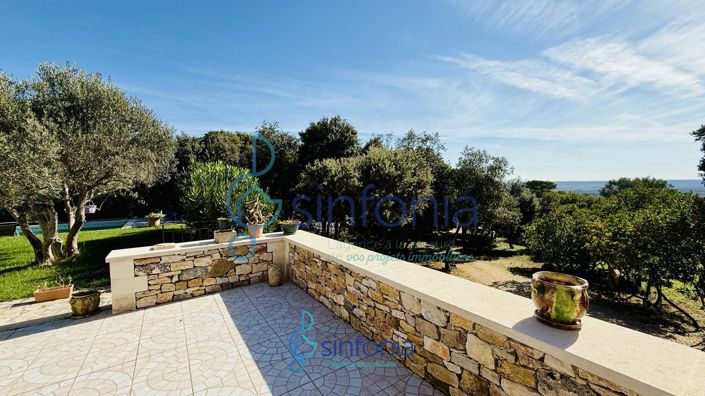Image No.5-5 Bed House for sale