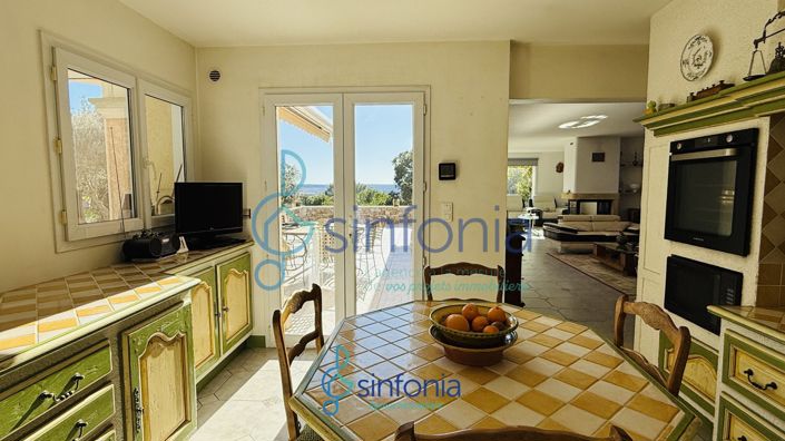 Image No.9-5 Bed House for sale