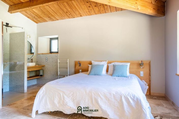 Image No.10-5 Bed House for sale