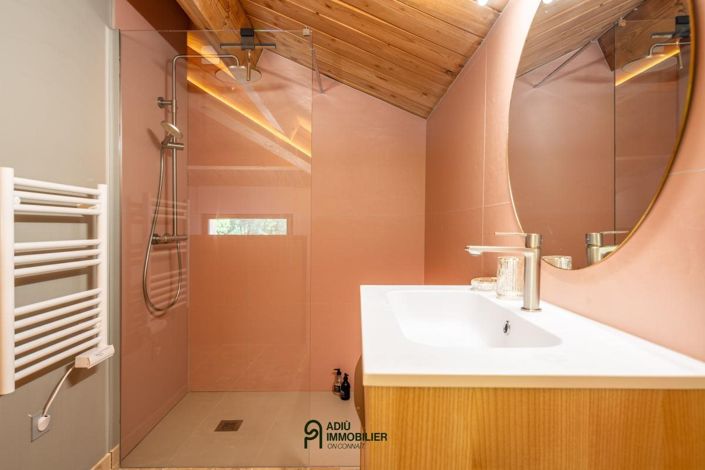 Image No.11-5 Bed House for sale