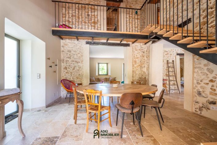 Image No.7-5 Bed House for sale