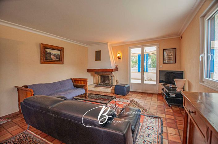 Image No.10-4 Bed House for sale