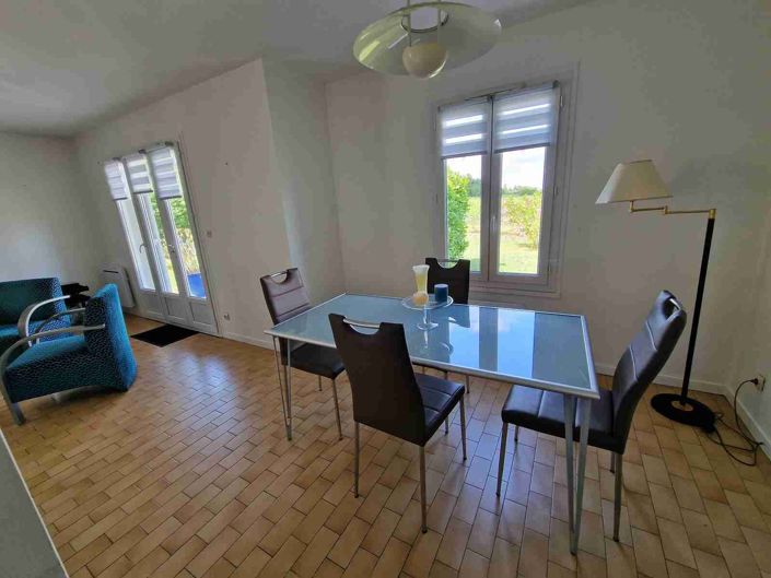 Image No.10-5 Bed House for sale