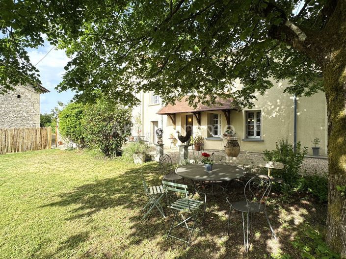 Image No.10-5 Bed House for sale