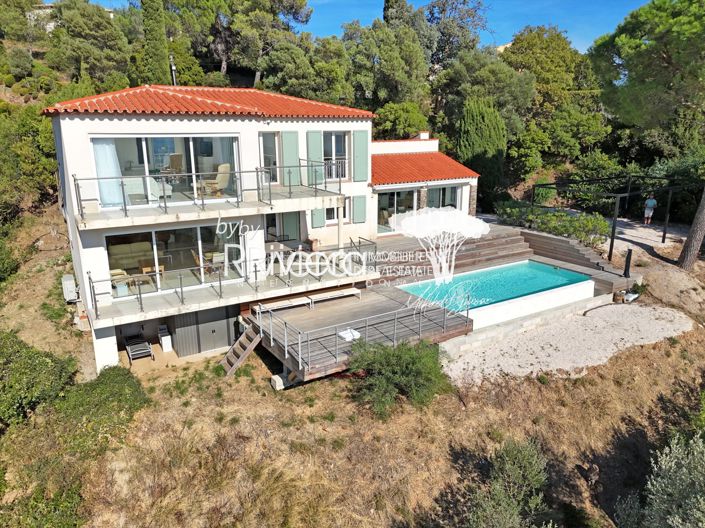 Image No.5-5 Bed House for sale