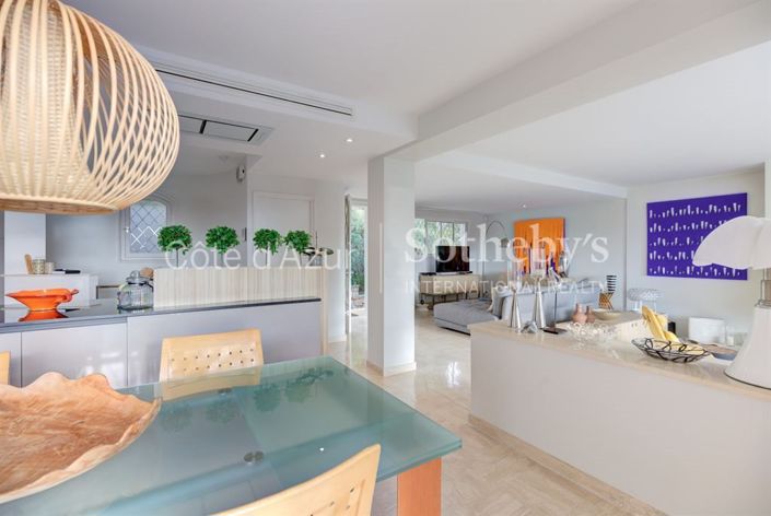 Image No.16-3 Bed Property for sale