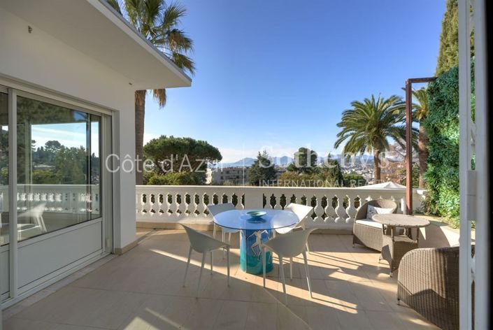 Image No.6-3 Bed Property for sale