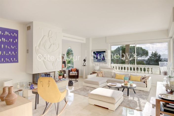 Image No.7-3 Bed Property for sale