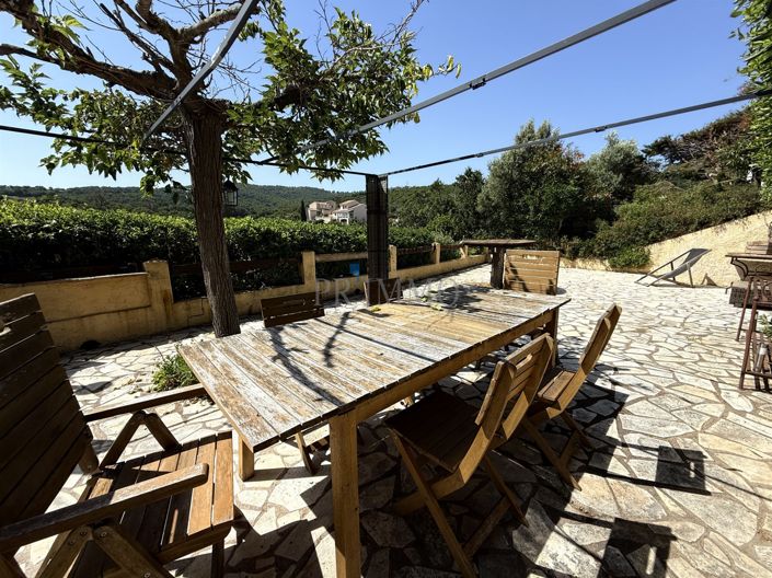 Image No.4-4 Bed House for sale