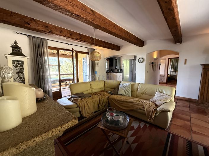 Image No.9-4 Bed House for sale