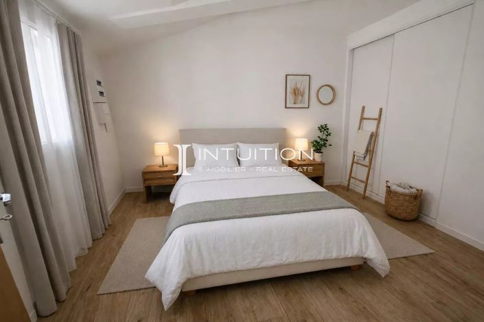 Image No.4-Maison de 1 chambre à vendre à Cannes