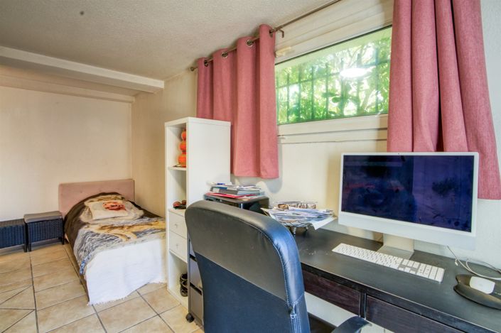 Image No.11-4 Bed House for sale