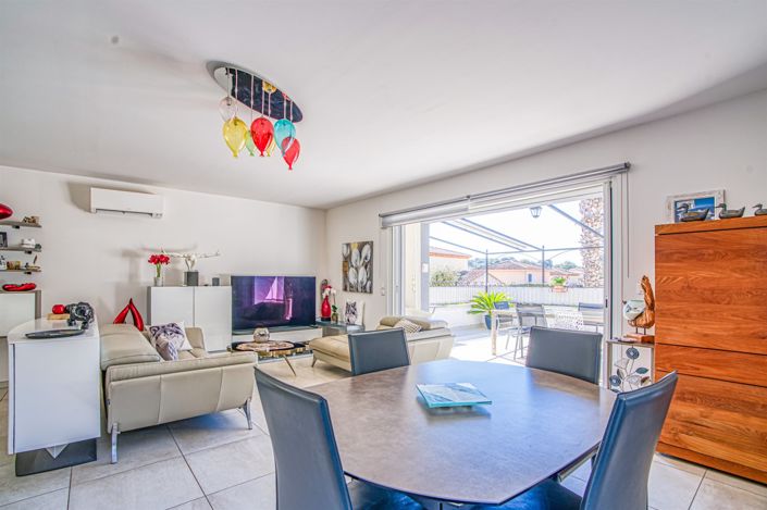 Image No.5-4 Bed House for sale