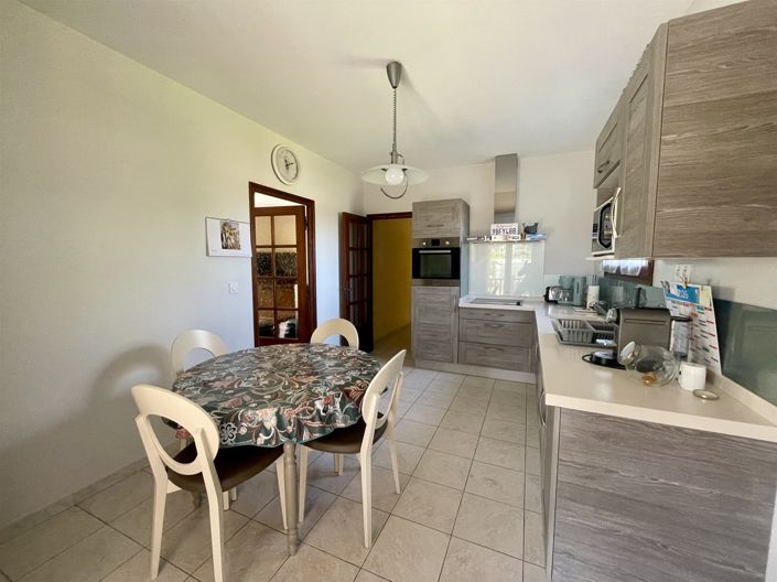 Image No.4-4 Bed House for sale