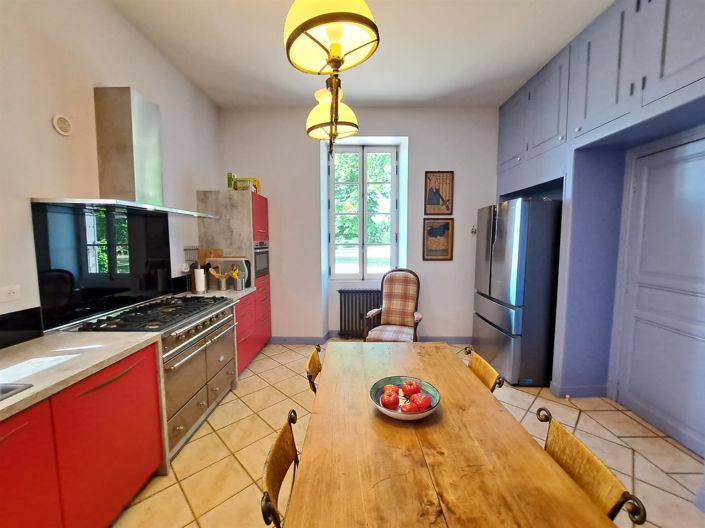 Image No.13-8 Bed Property for sale