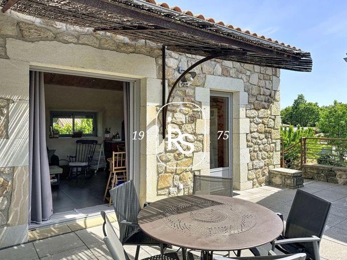 Image No.4-7 Bed House for sale