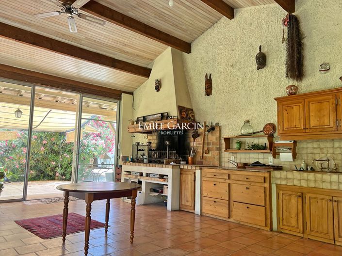 Image No.3-6 Bed House for sale