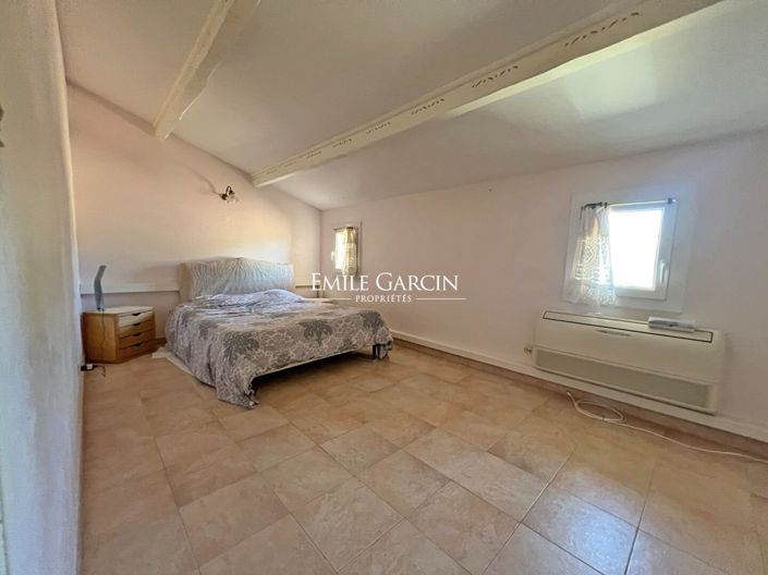 Image No.6-6 Bed House for sale