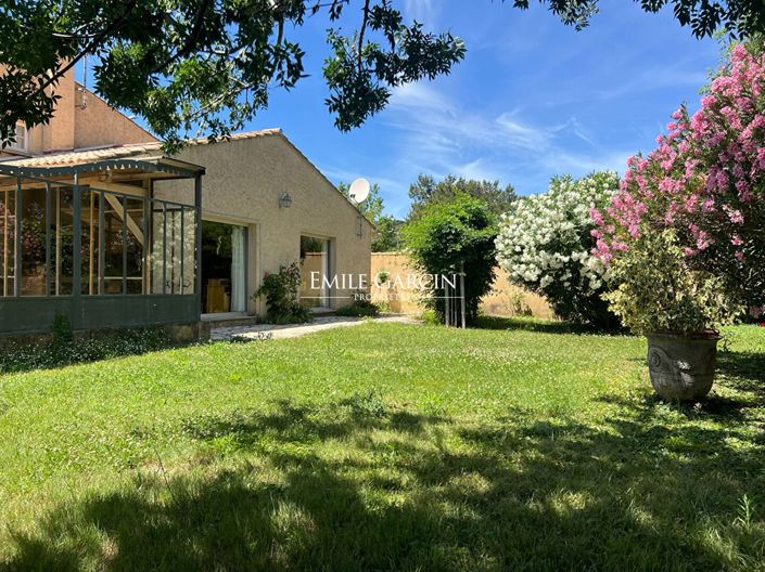 Image No.9-6 Bed House for sale