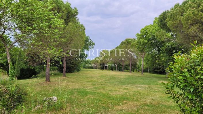 Image No.21-3 Bed House for sale