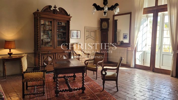 Image No.8-3 Bed House for sale