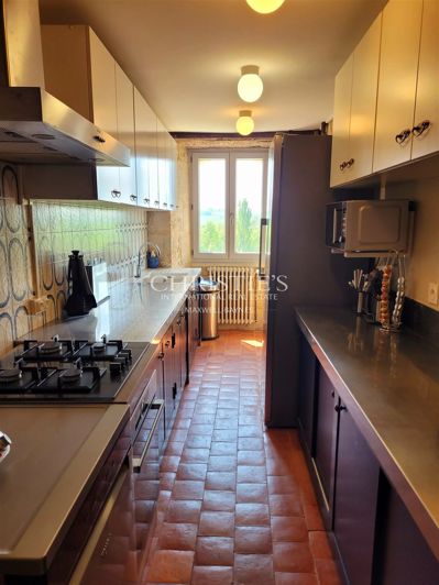 Image No.9-3 Bed House for sale