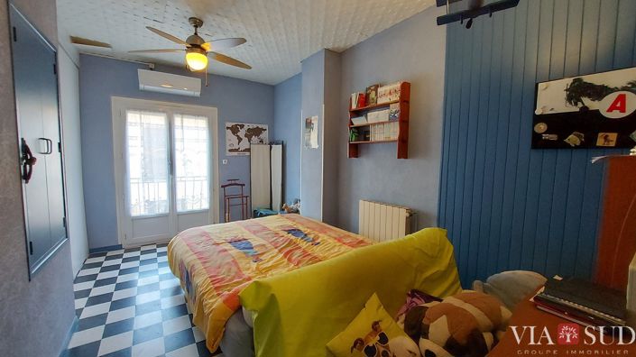 Image No.11-3 Bed House for sale