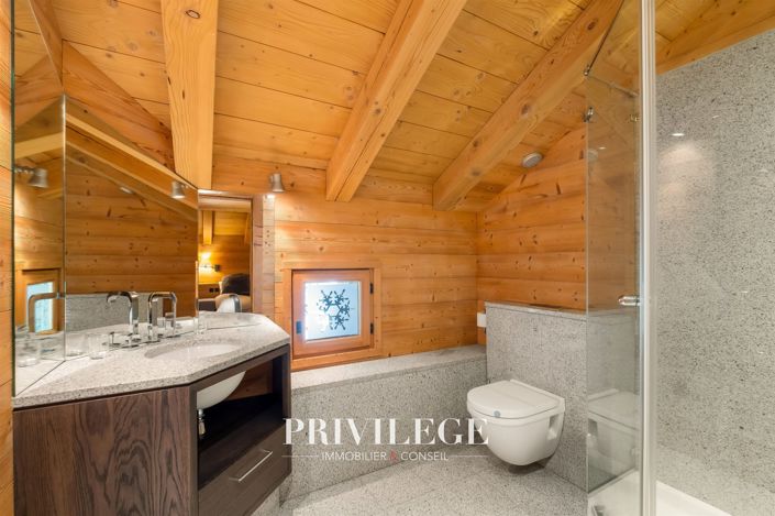 Image No.15-4 Bed House for sale