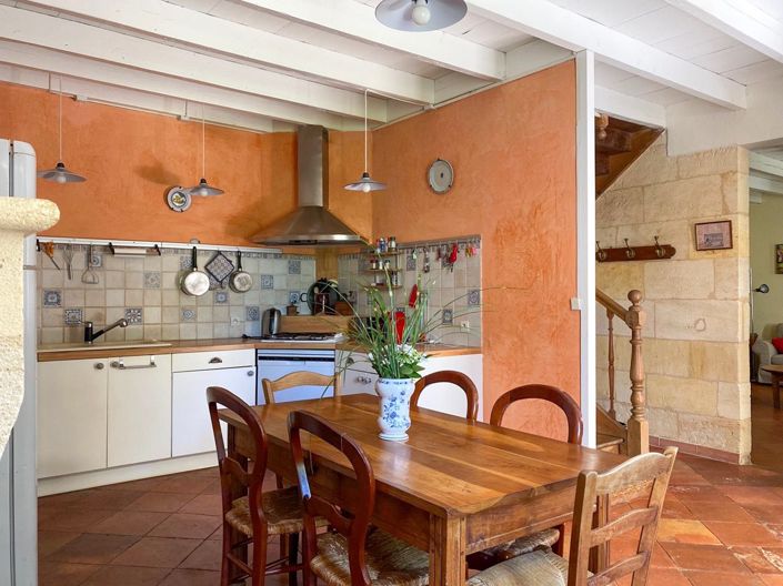 Image No.10-4 Bed House for sale