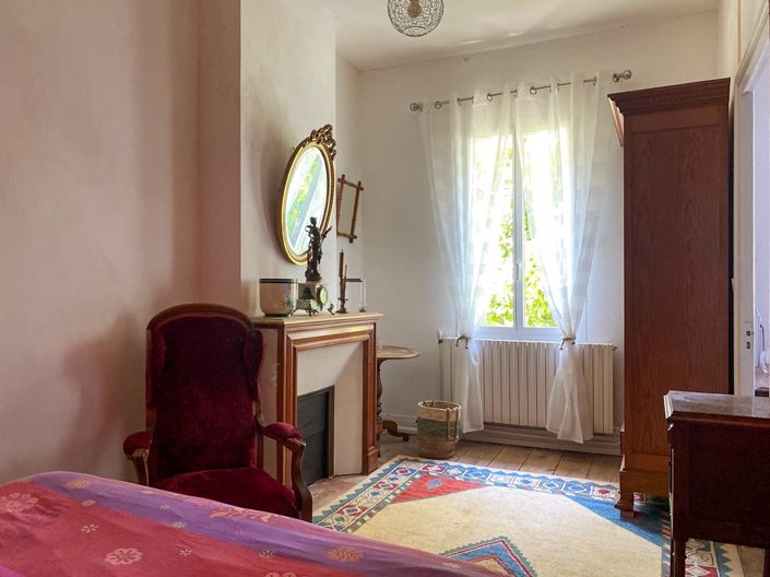 Image No.12-4 Bed House for sale