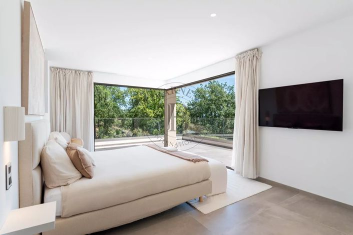 Image No.11-5 Bed House for sale