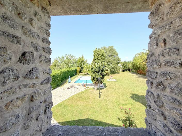 Image No.25-8 Bed House for sale