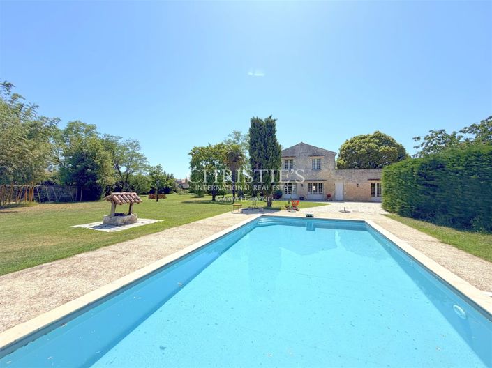 Image No.6-8 Bed House for sale