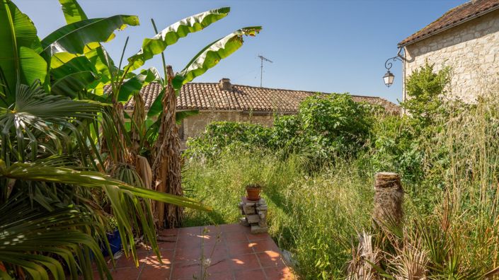 Image No.5-2 Bed House for sale