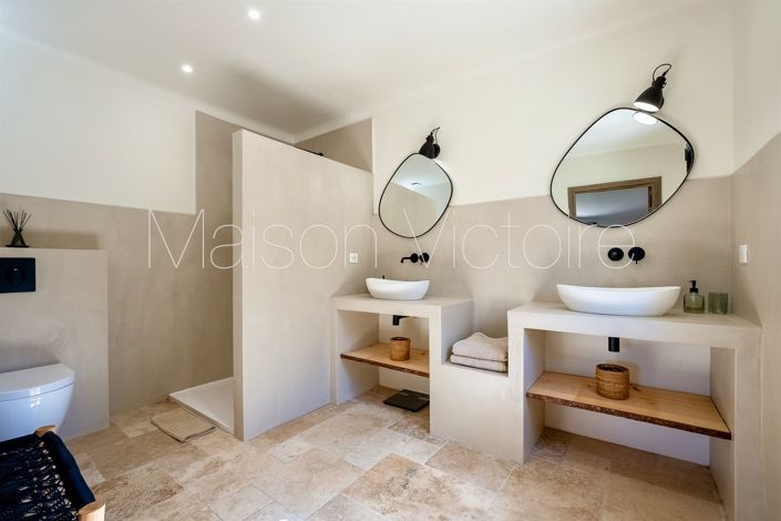 Image No.25-4 Bed House for sale