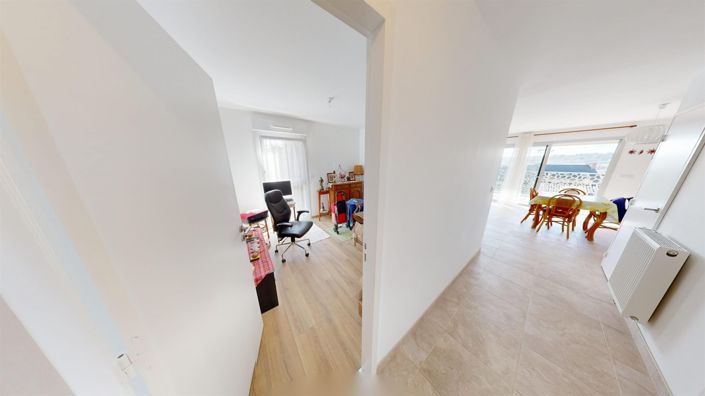 Image No.11-2 Bed Apartment for sale