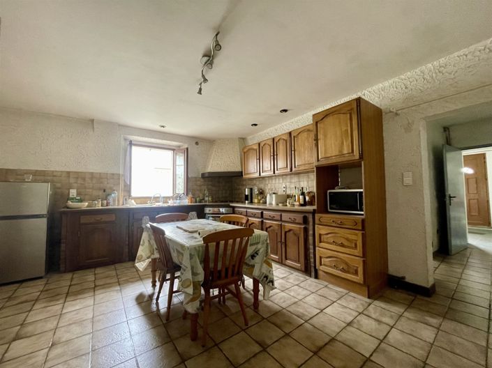 Image No.3-Maison de 4 chambres à vendre