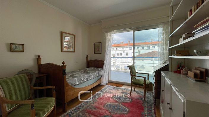 Image No.15-2 Bed Apartment for sale