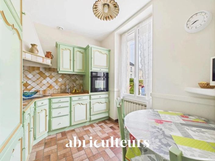 Image No.3-4 Bed House for sale