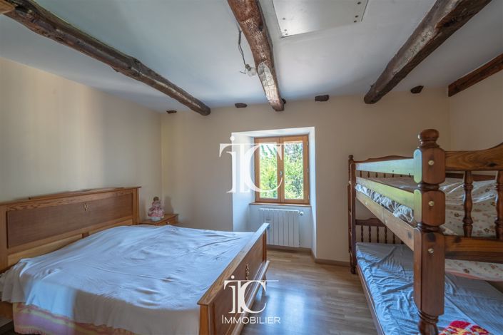 Image No.15-4 Bed House for sale