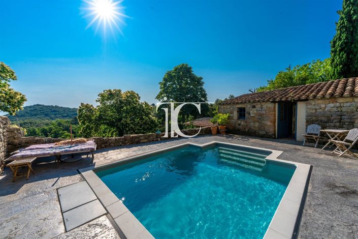 Image No.24-4 Bed House for sale