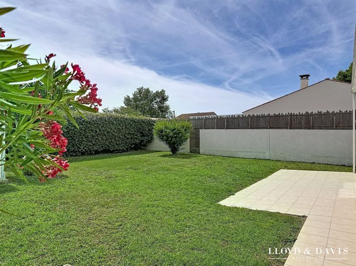 Image No.7-3 Bed House for sale
